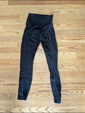Lululemon Women's 2 Black High-Waist Stretch Leggings